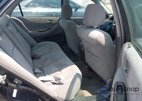 2002 Honda Accord 2.3 Se z USA, uszkodzony, nr VIN 1HGCG56782A077935